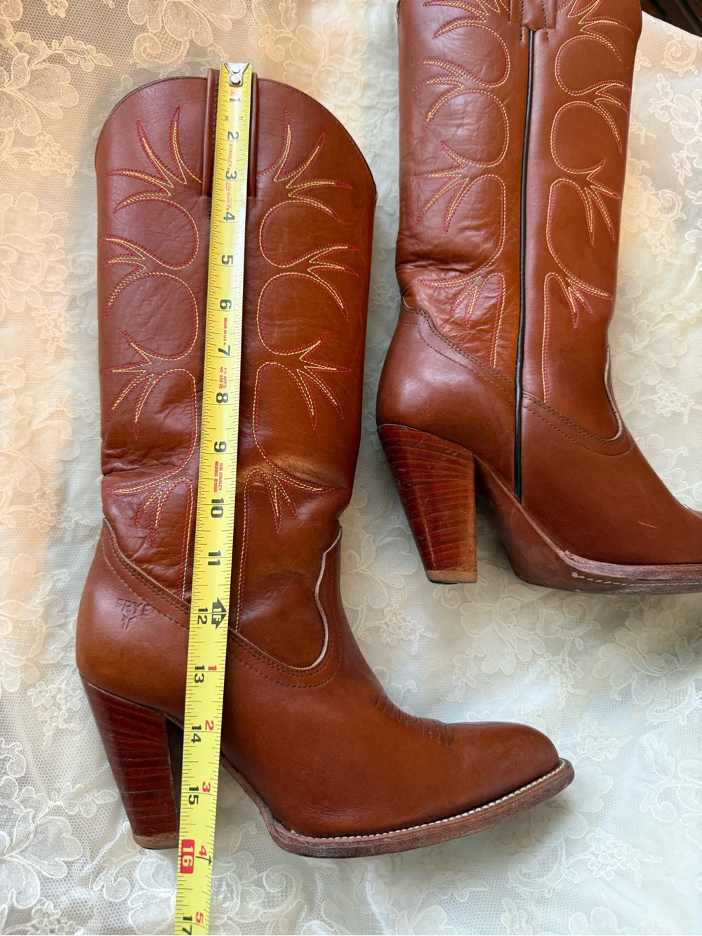 FRYE 7.5 Women's Western Cognac Leather Heeled Boots Vintage 1980s Made in USA - Picture 13 of 16